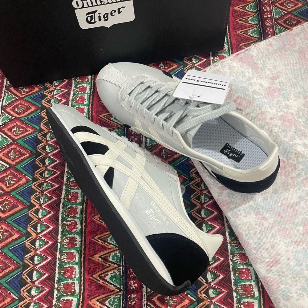 Onitsuka Tiger by Asics Women's Mexico 66 Sneaker - White & Black